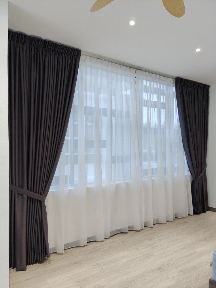 Linen Curtains in a Hyderabad home — example 3